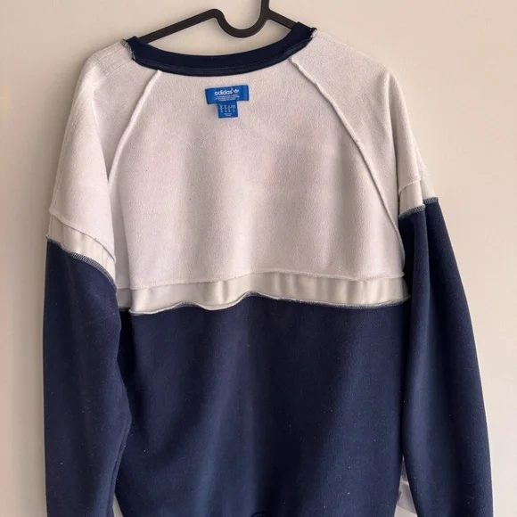 Adidas Originals Crewneck Sweatshirt - Picture 9 of 9